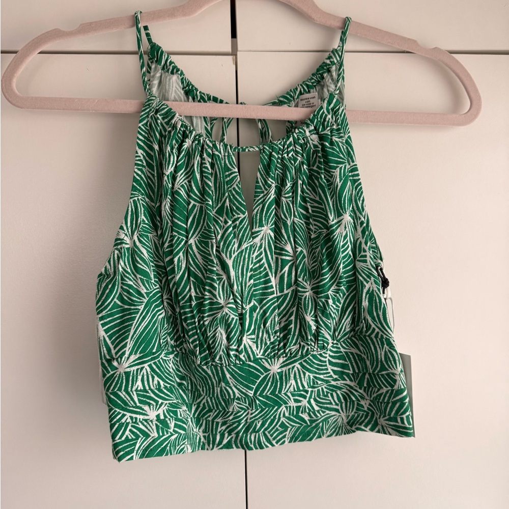 Green/white cropped tank
